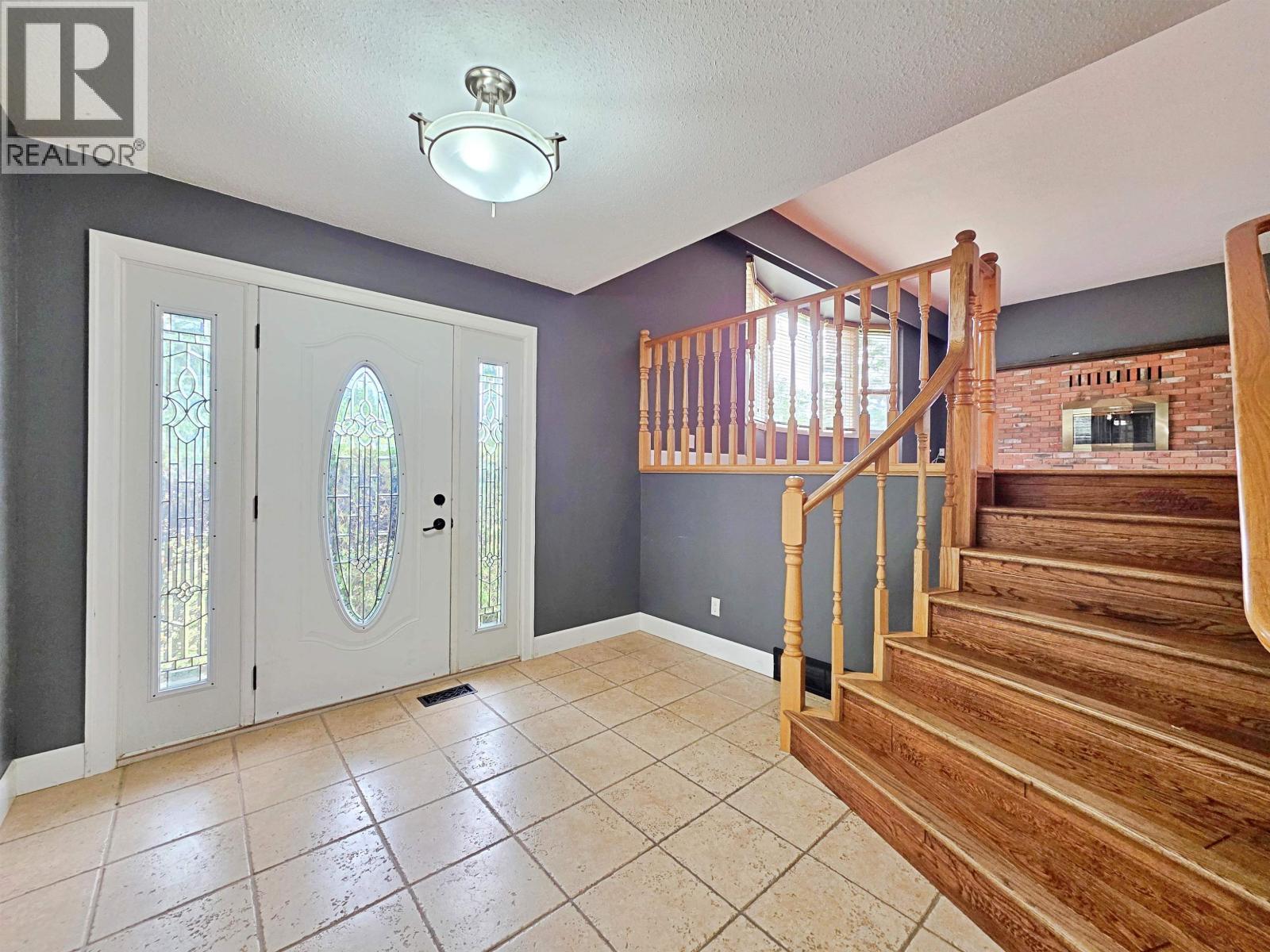 2491 Sing Street Property Photo 3