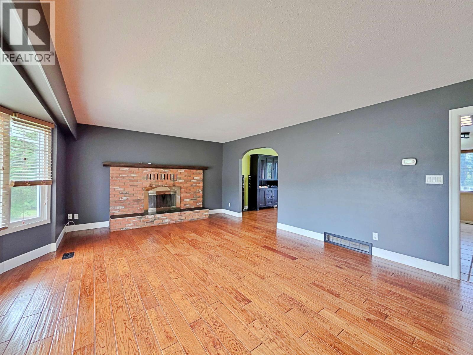 2491 Sing Street Property Photo 5