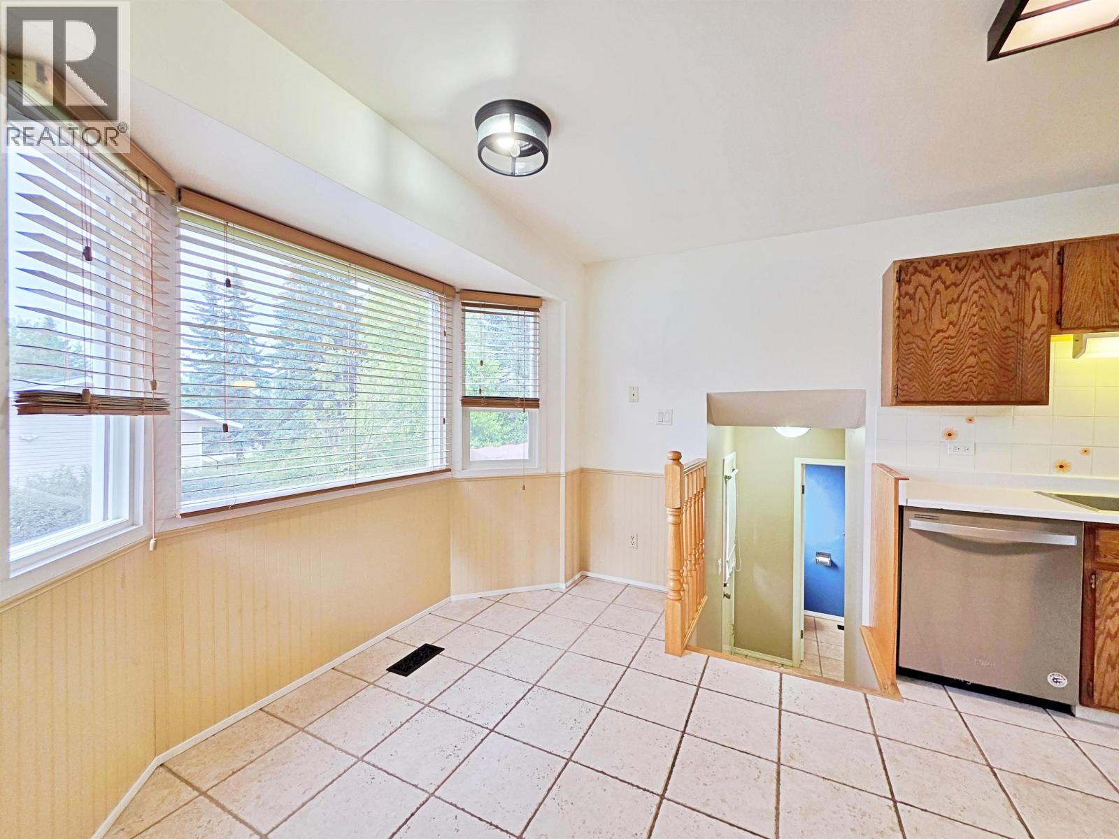 2491 Sing Street Property Photo 10