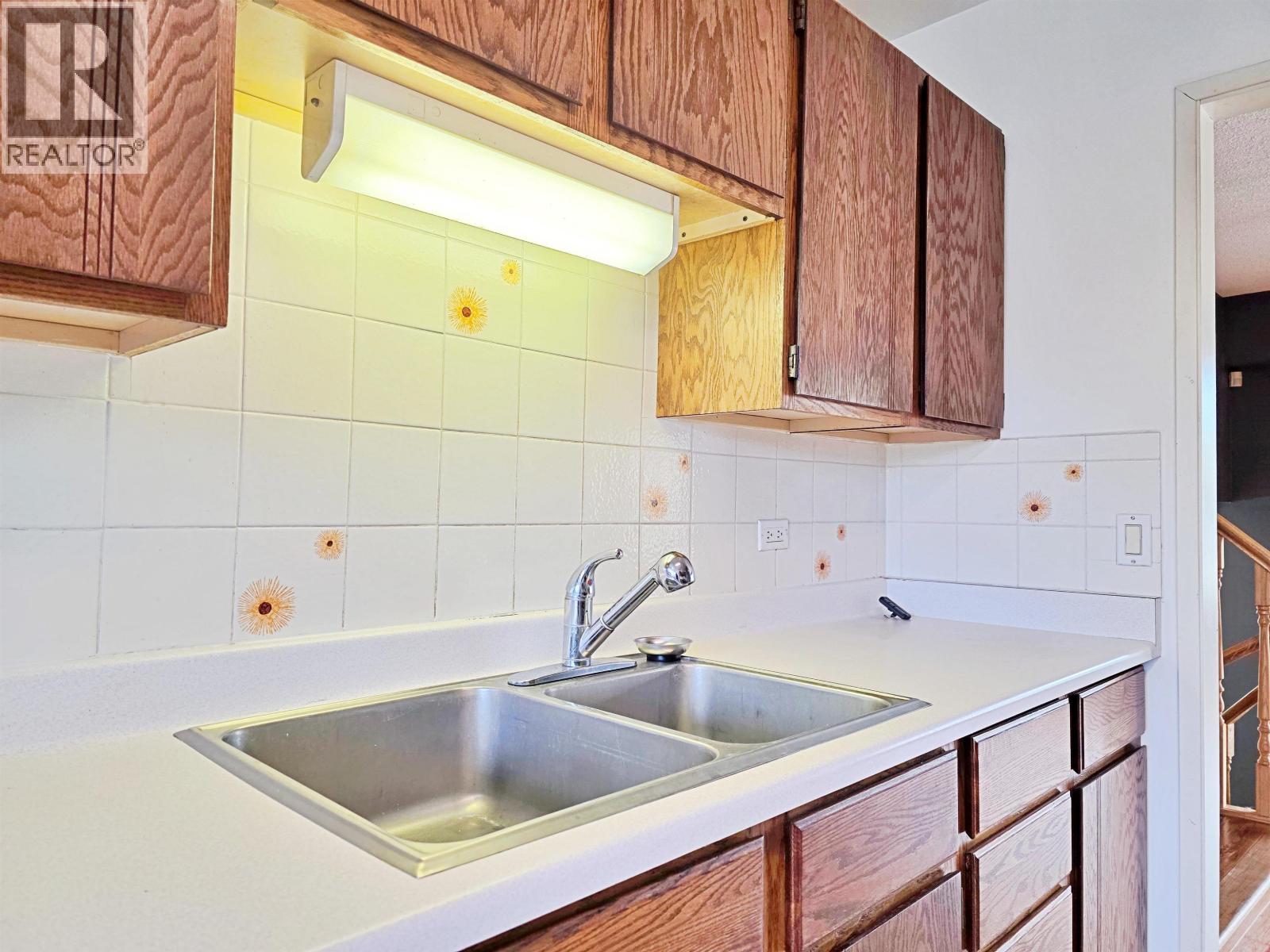 2491 Sing Street Property Photo 13