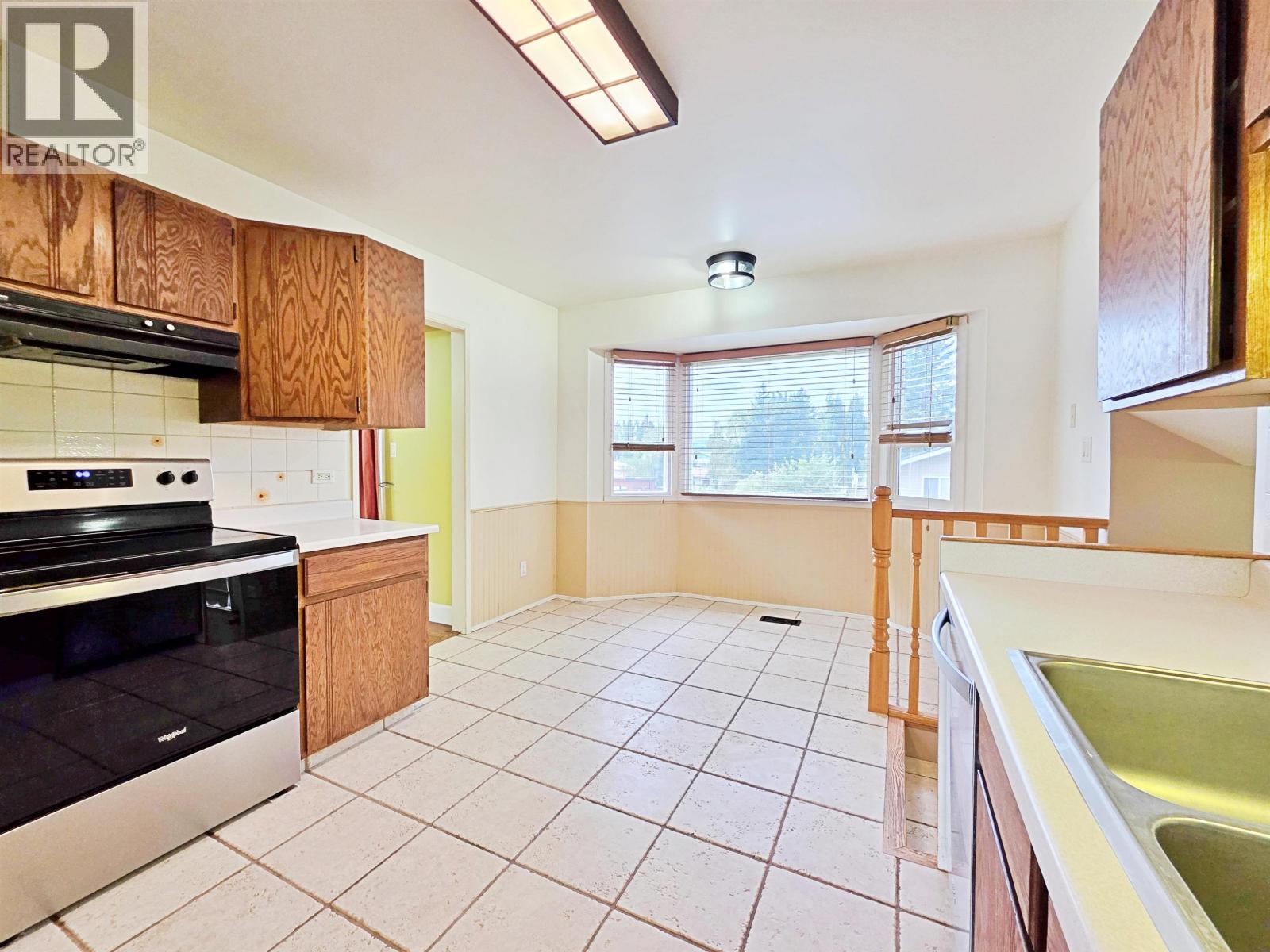2491 Sing Street Property Photo 16