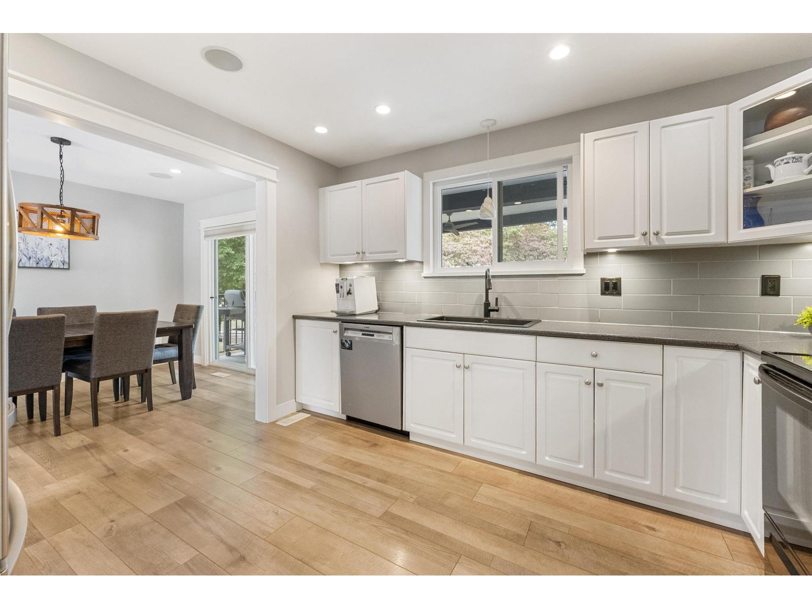 3499 Wright Street Property Photo 5