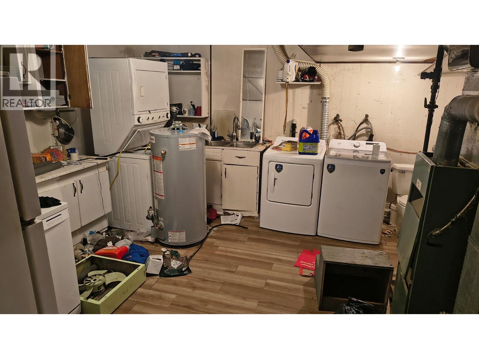 2710 Hall Street Property Photo 13