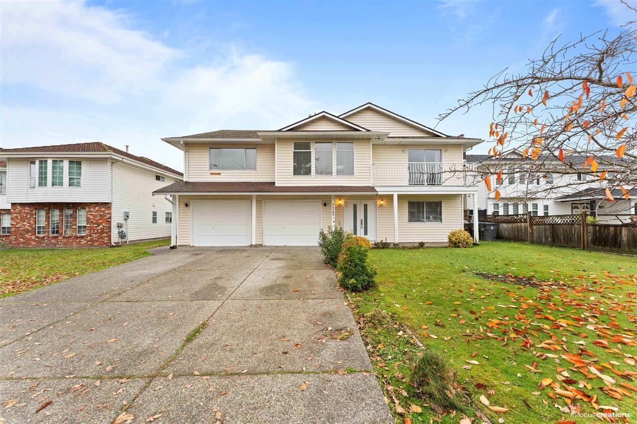 7565 123A STREET Property Photo 1