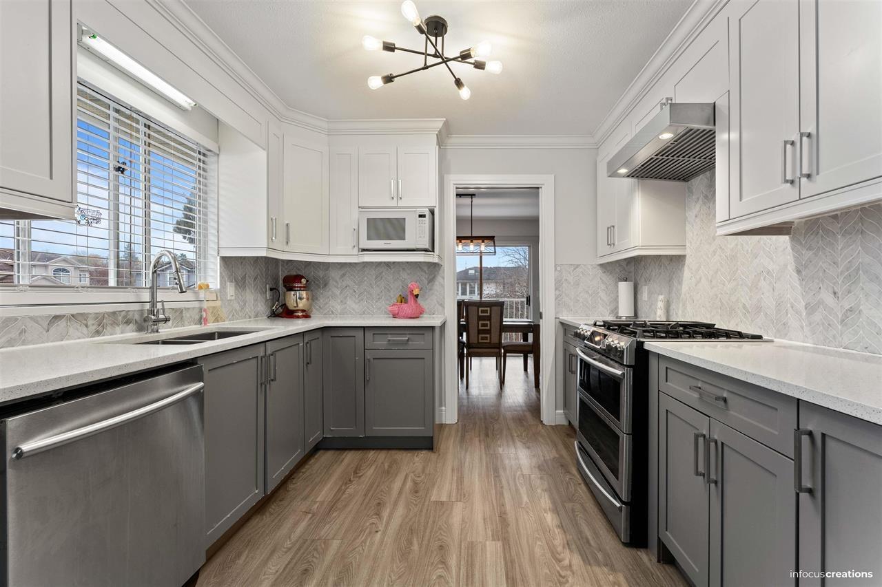 7565 123a Street Property Photo 12
