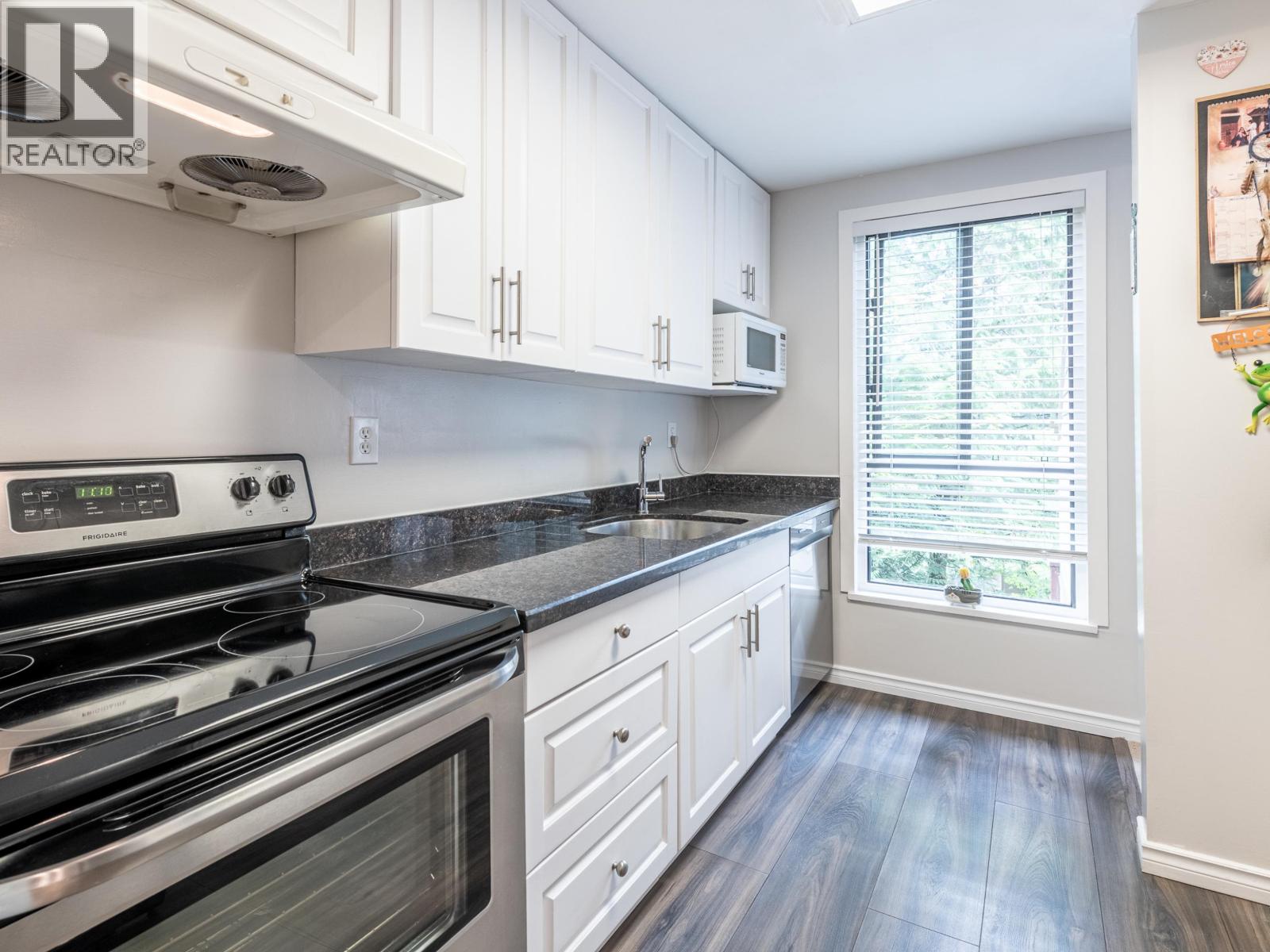 201 9152 Saturna Drive Property Photo 9