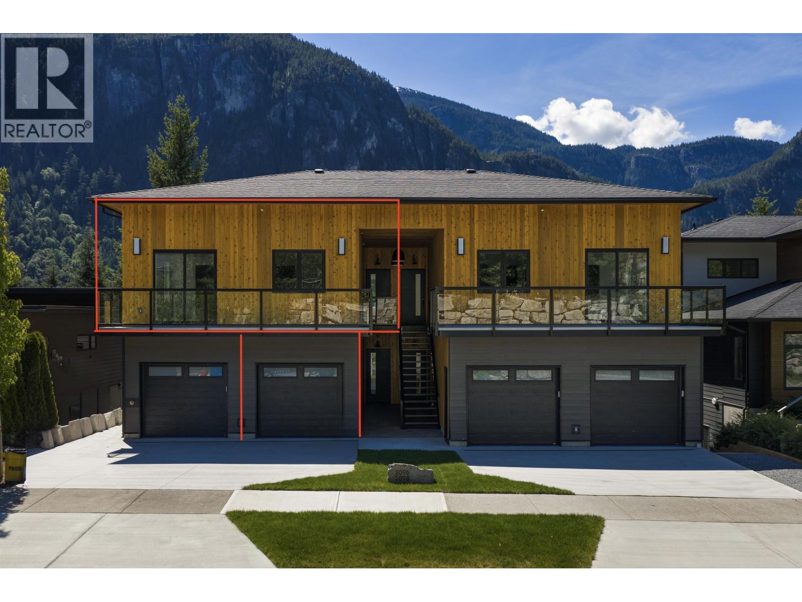 2 2098 Crumpit Woods Drive Property Photo 1