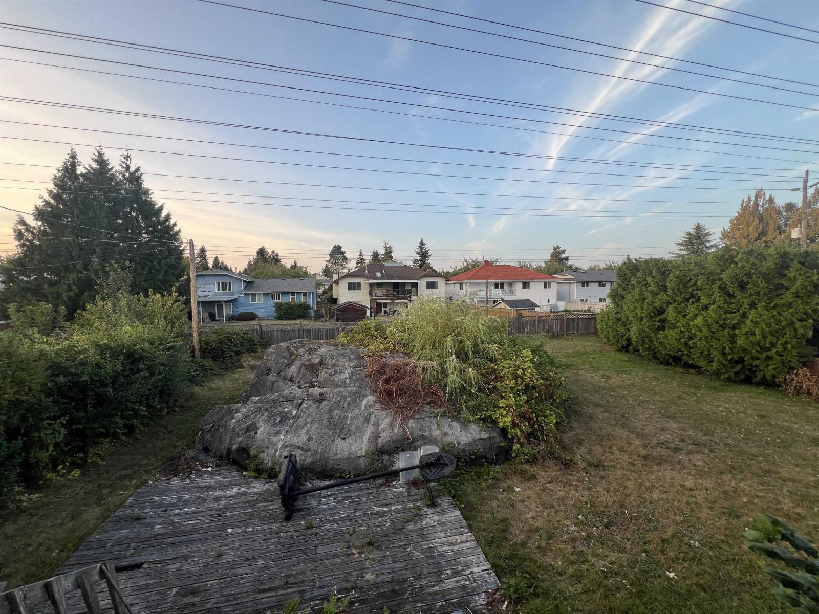 15097 95 Avenue Property Photo 27