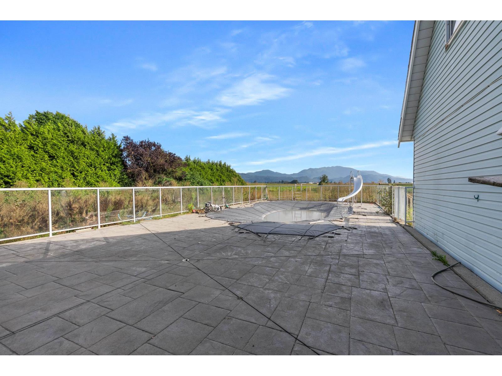 35826 South Parallel Road Property Photo 30
