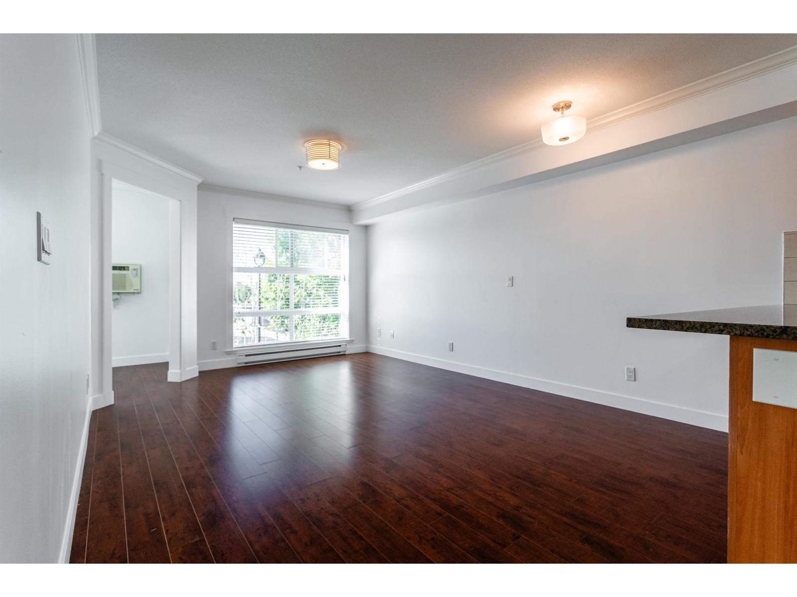 222 17769 57 Avenue Property Photo 7