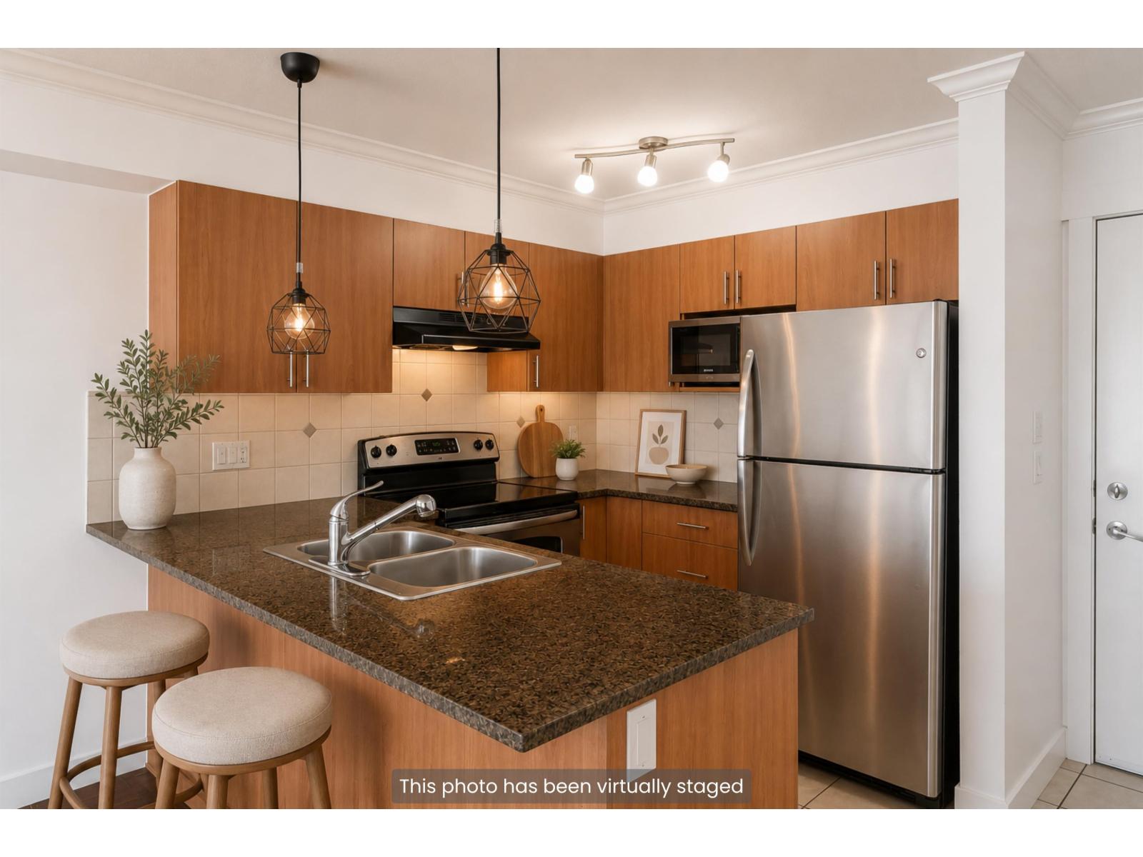 222 17769 57 Avenue Property Photo 13