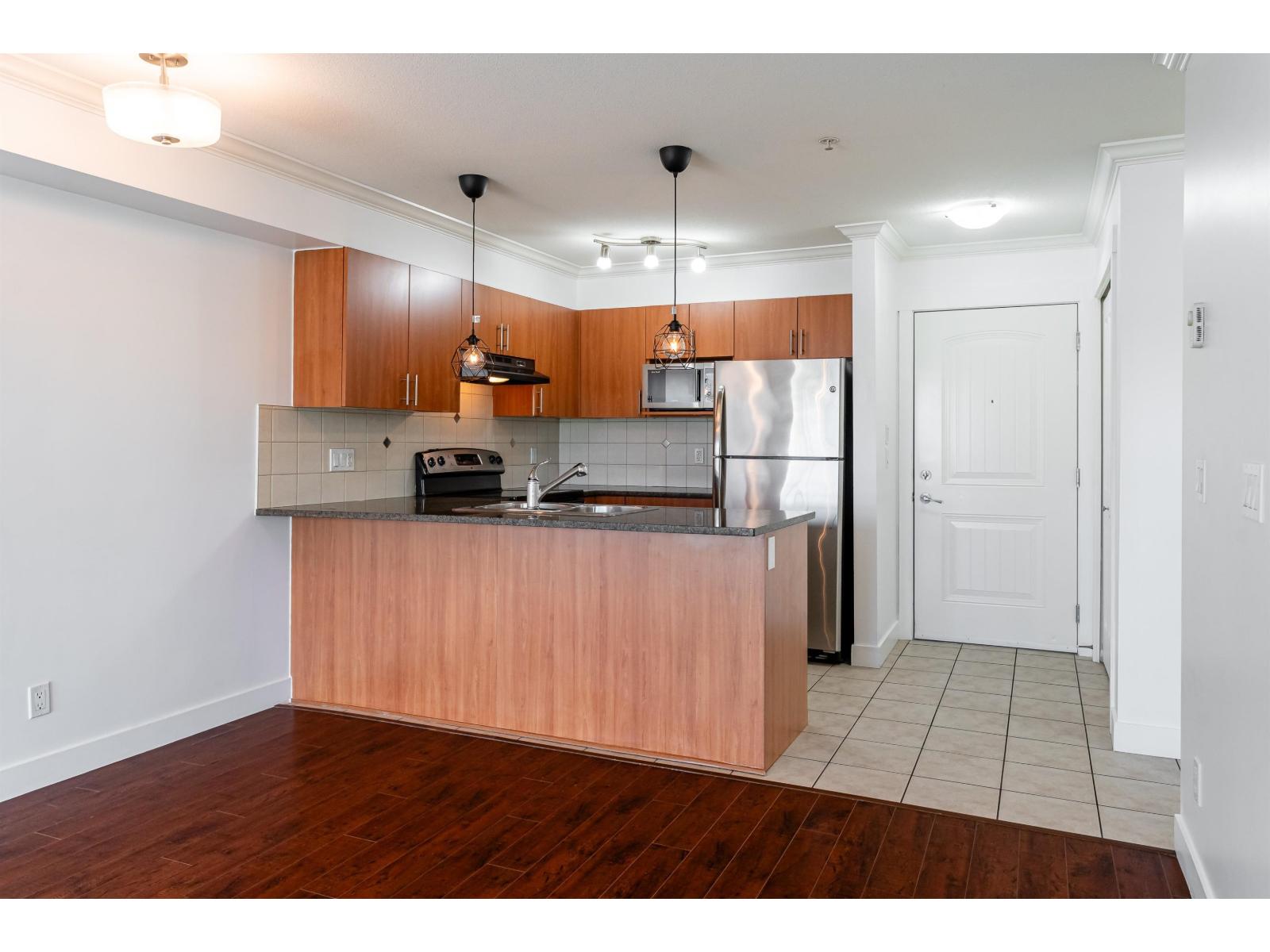 222 17769 57 Avenue Property Photo 15