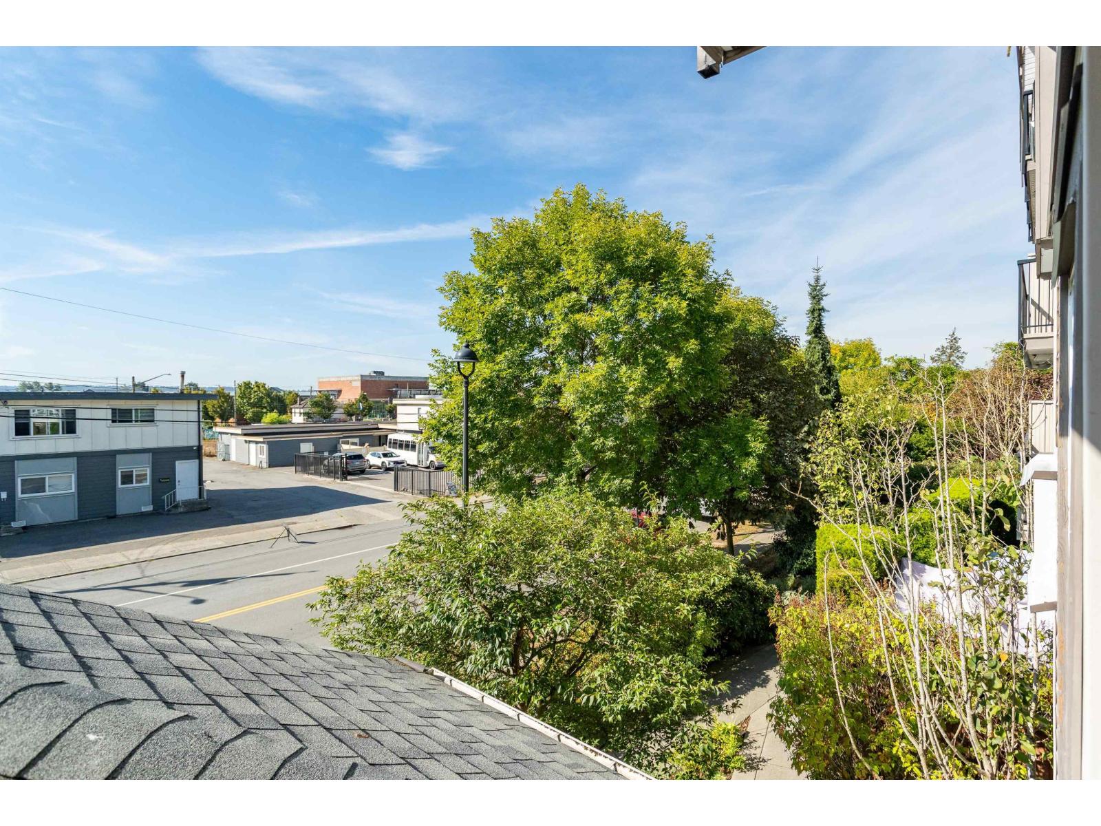 222 17769 57 Avenue Property Photo 23