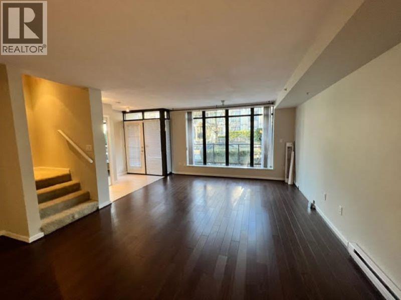 1189 The High Property Photo 4