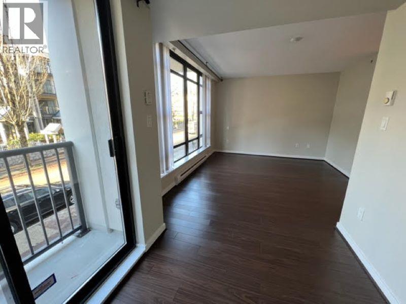 1189 The High Property Photo 12