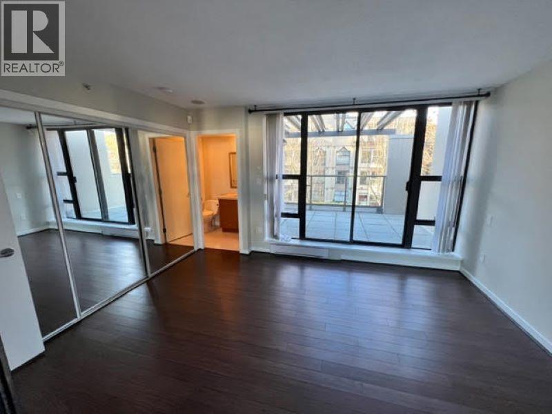 1189 The High Property Photo 17