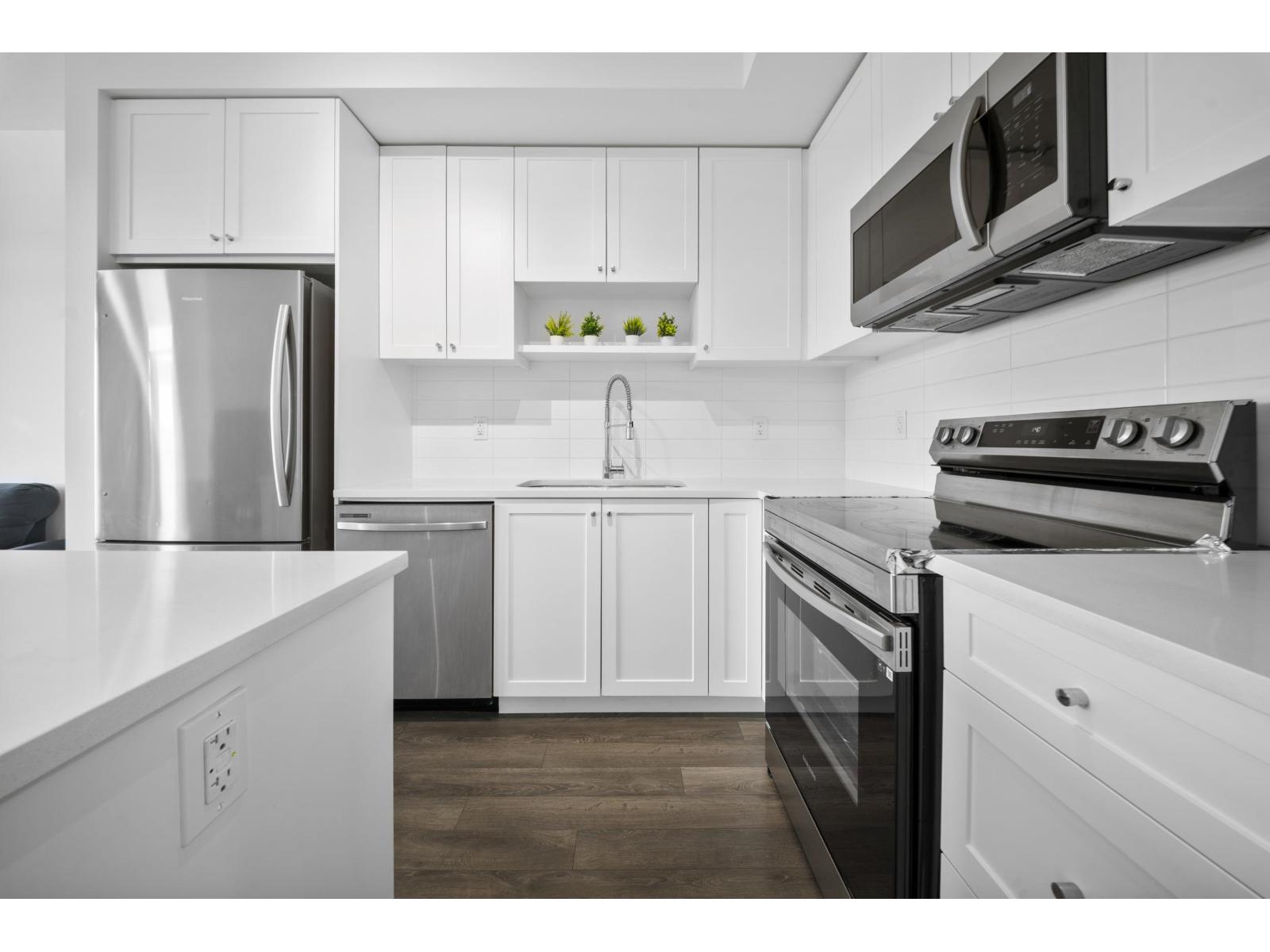 608 13623 81A AVENUE Property Photo 1