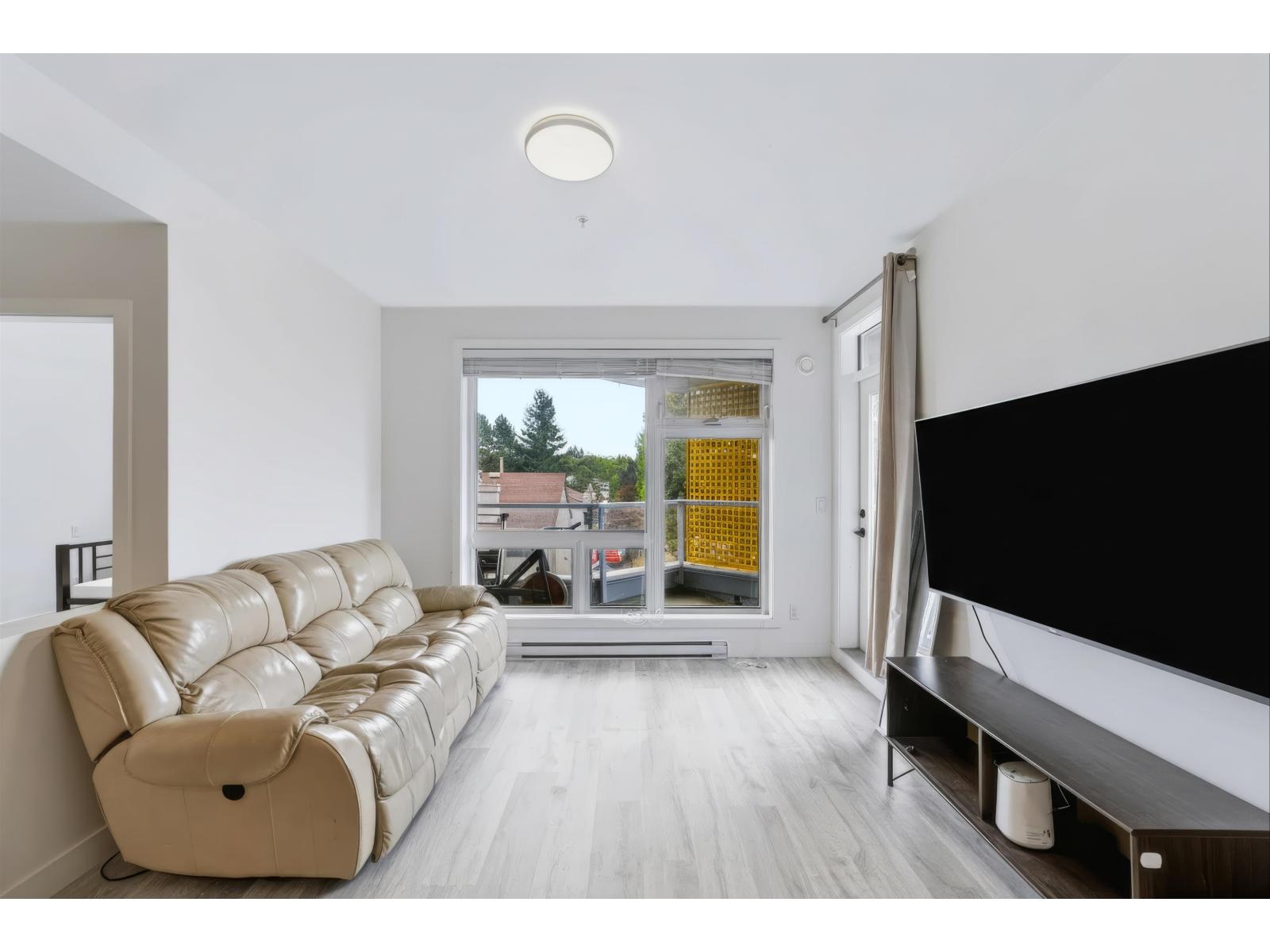 407 32838 Landeau Place Property Photo 13