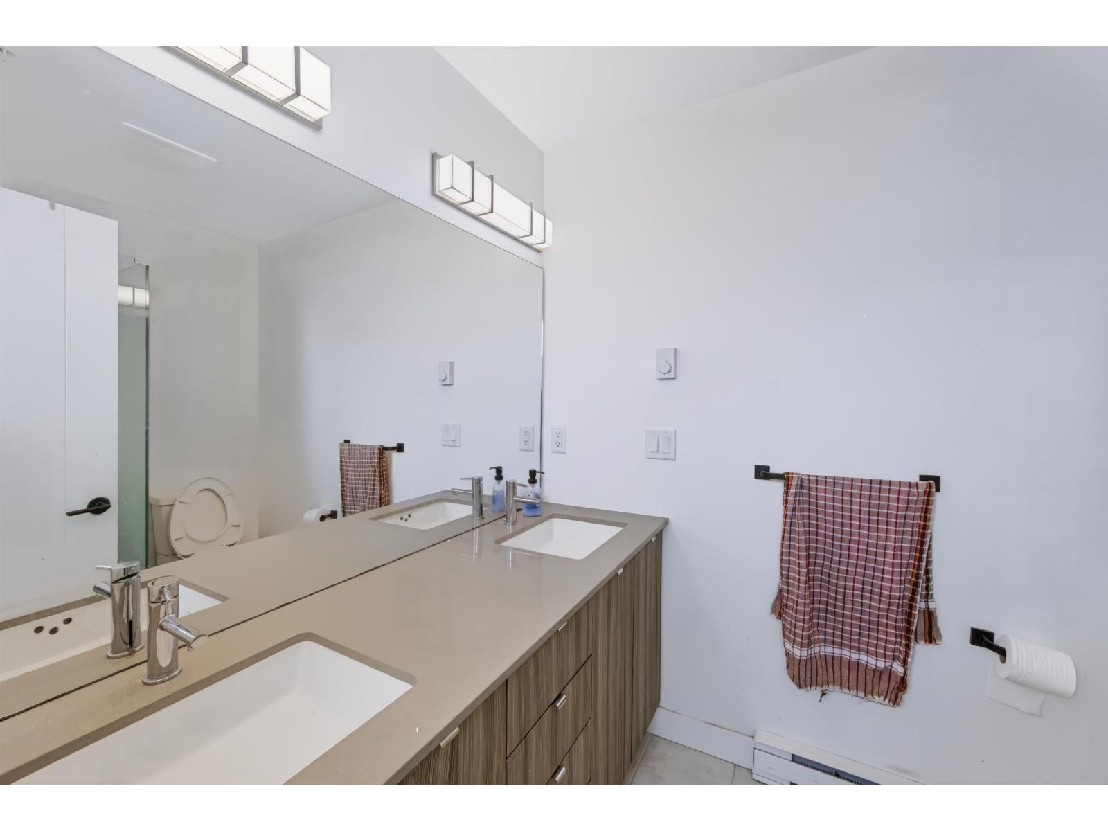 407 32838 Landeau Place Property Photo 19