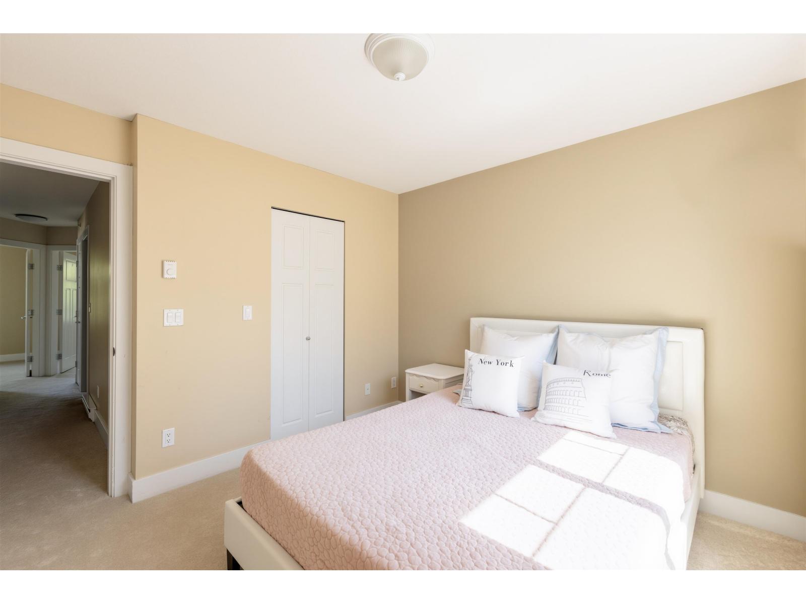 83 15833 26 Avenue Property Photo 14