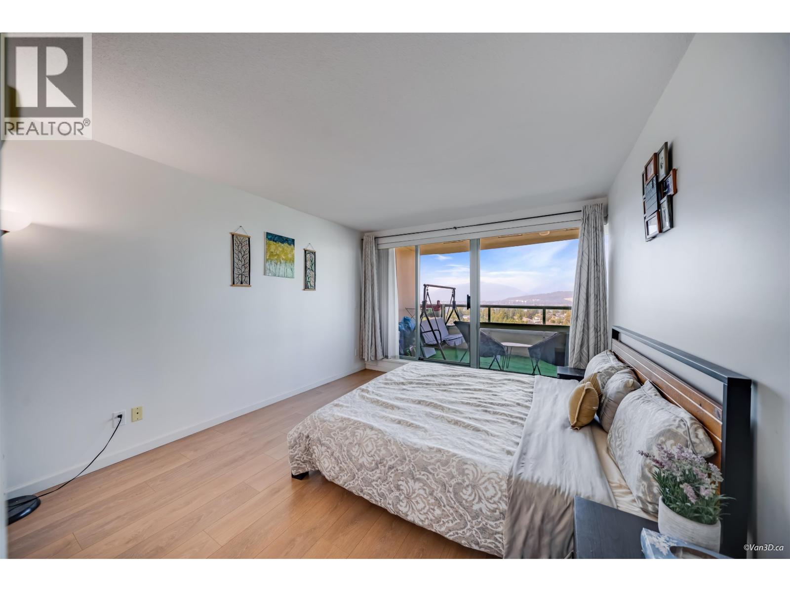 1801 6611 Southoaks Crescent Property Photo 7