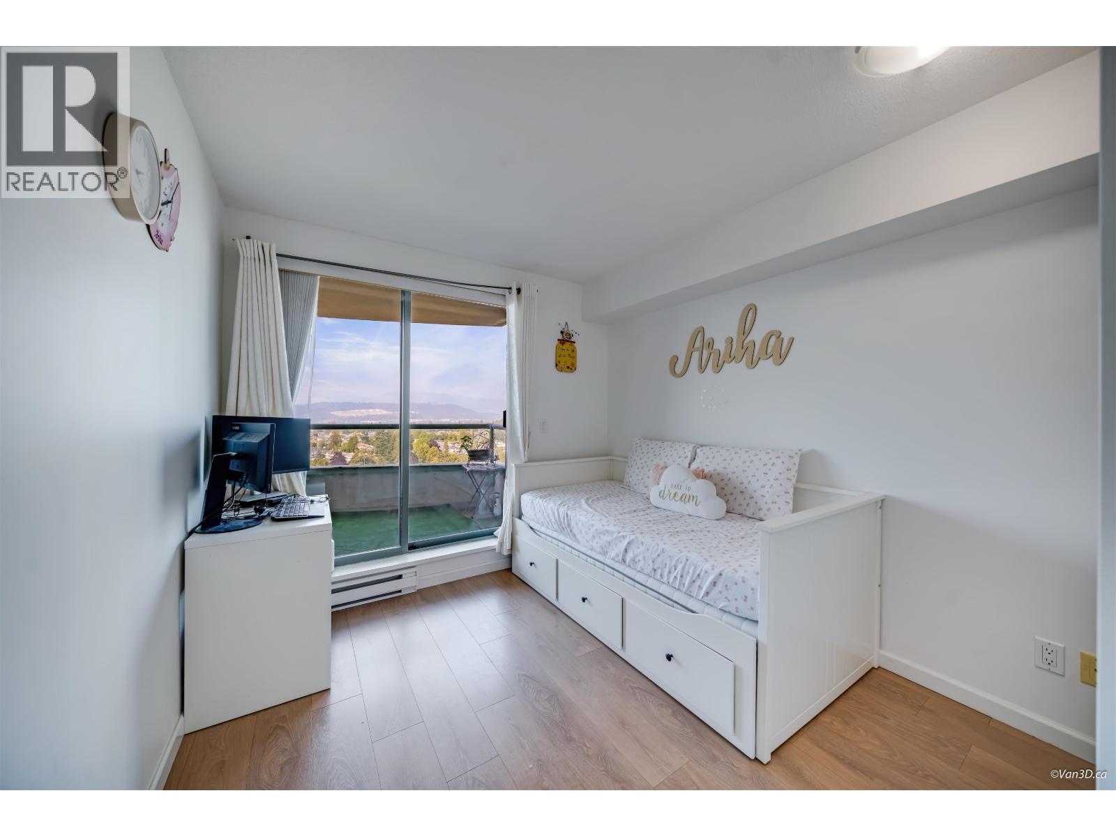 1801 6611 Southoaks Crescent Property Photo 8