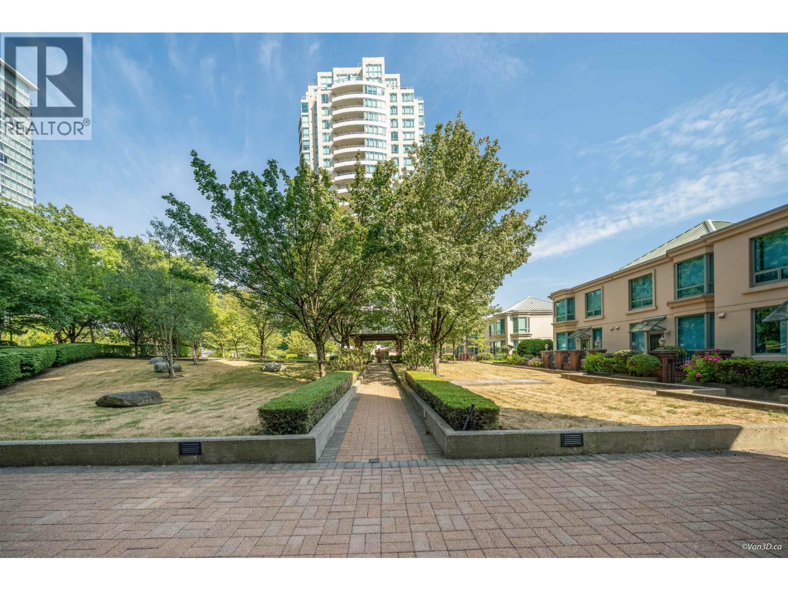 1801 6611 Southoaks Crescent Property Photo 24