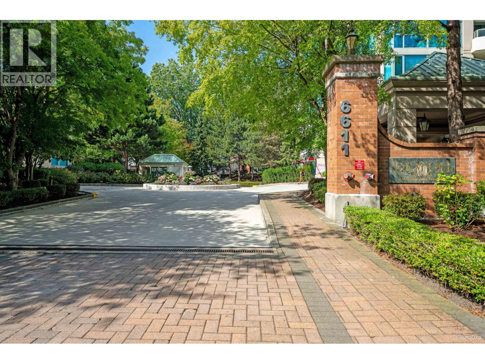 1801 6611 Southoaks Crescent Property Photo 30