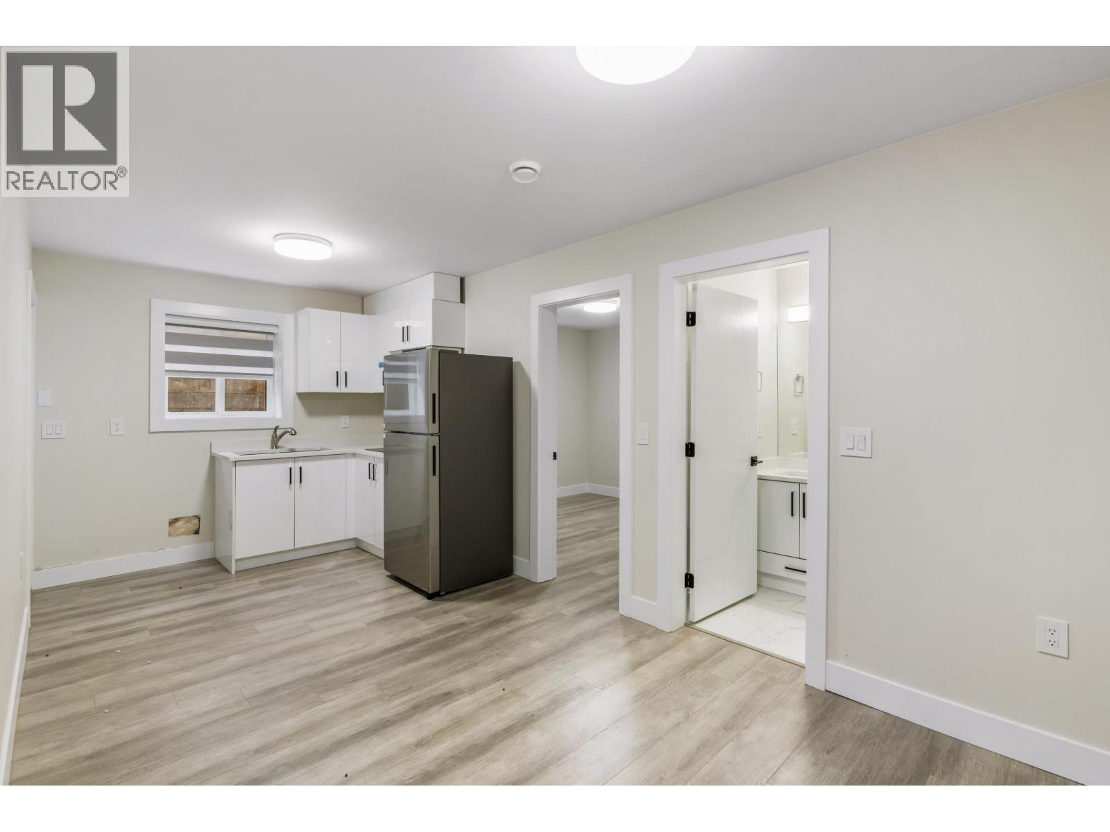 Ground Level One Bedroom-16xx Ellesmere Avenue Property Photo 2