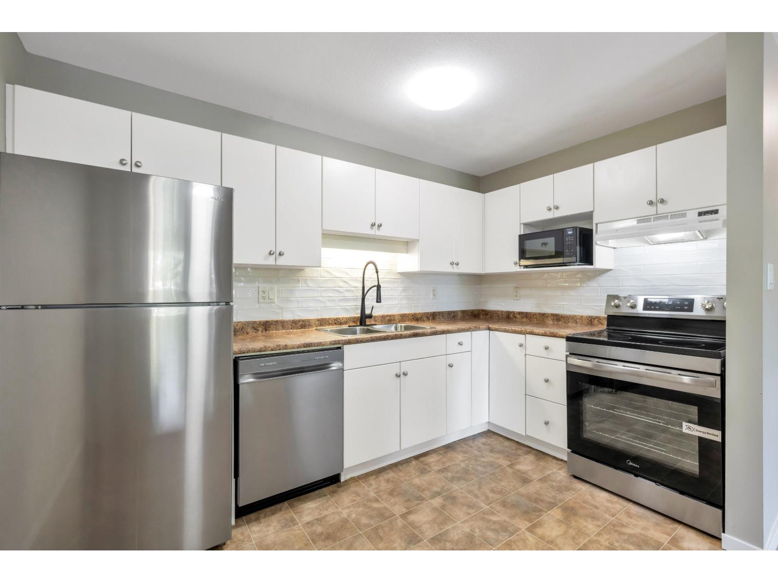 102 2750 Fuller Street Property Photo 7