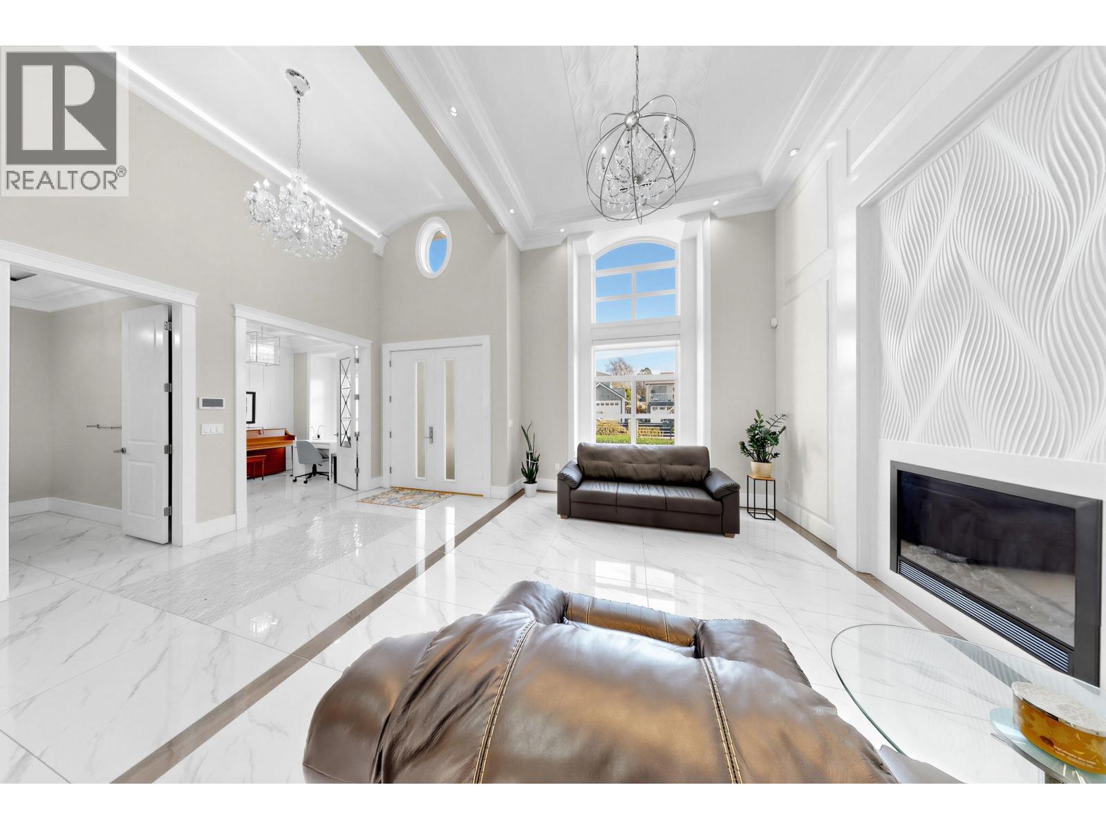 6220 Yeats Crescent Property Photo 10