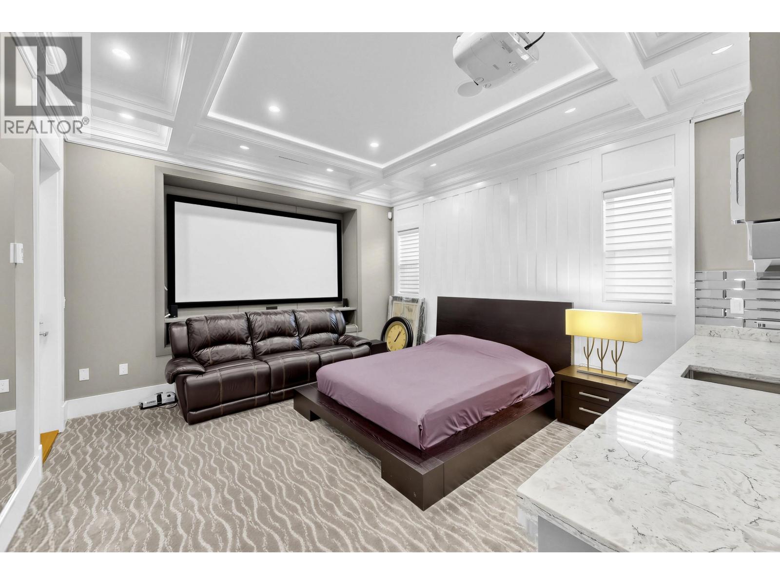 6220 Yeats Crescent Property Photo 18