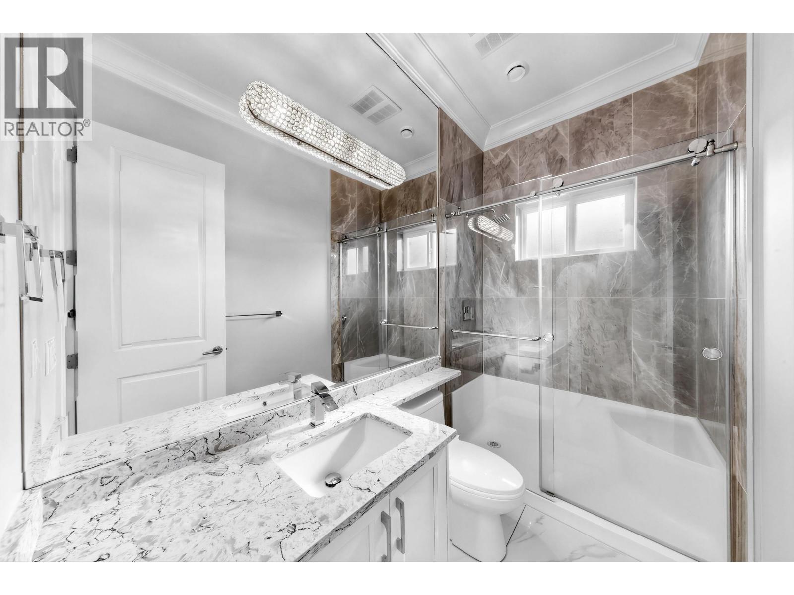 6220 Yeats Crescent Property Photo 32