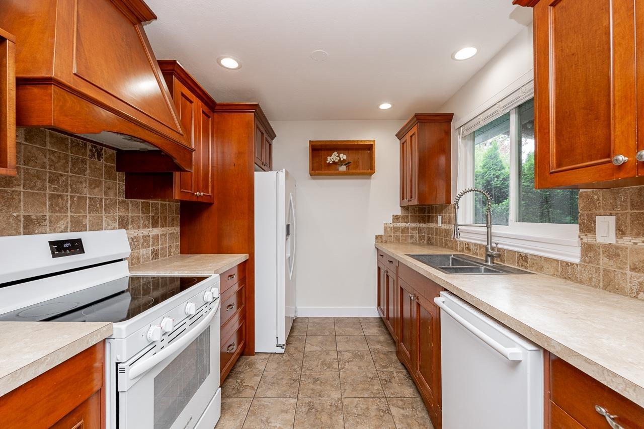 26550 28b Avenue Property Photo 14
