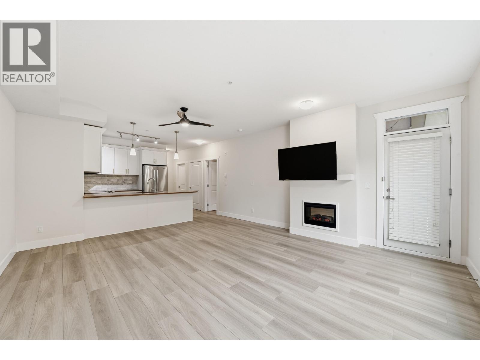 102 2288 Welcher Avenue Property Photo 14