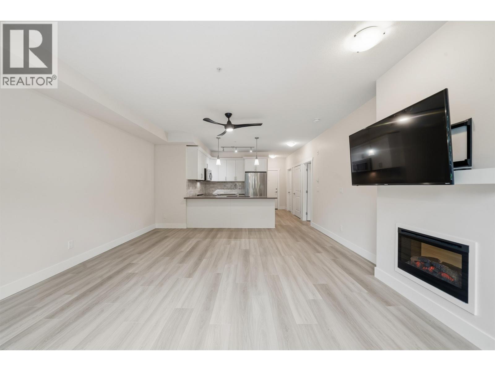 102 2288 Welcher Avenue Property Photo 15