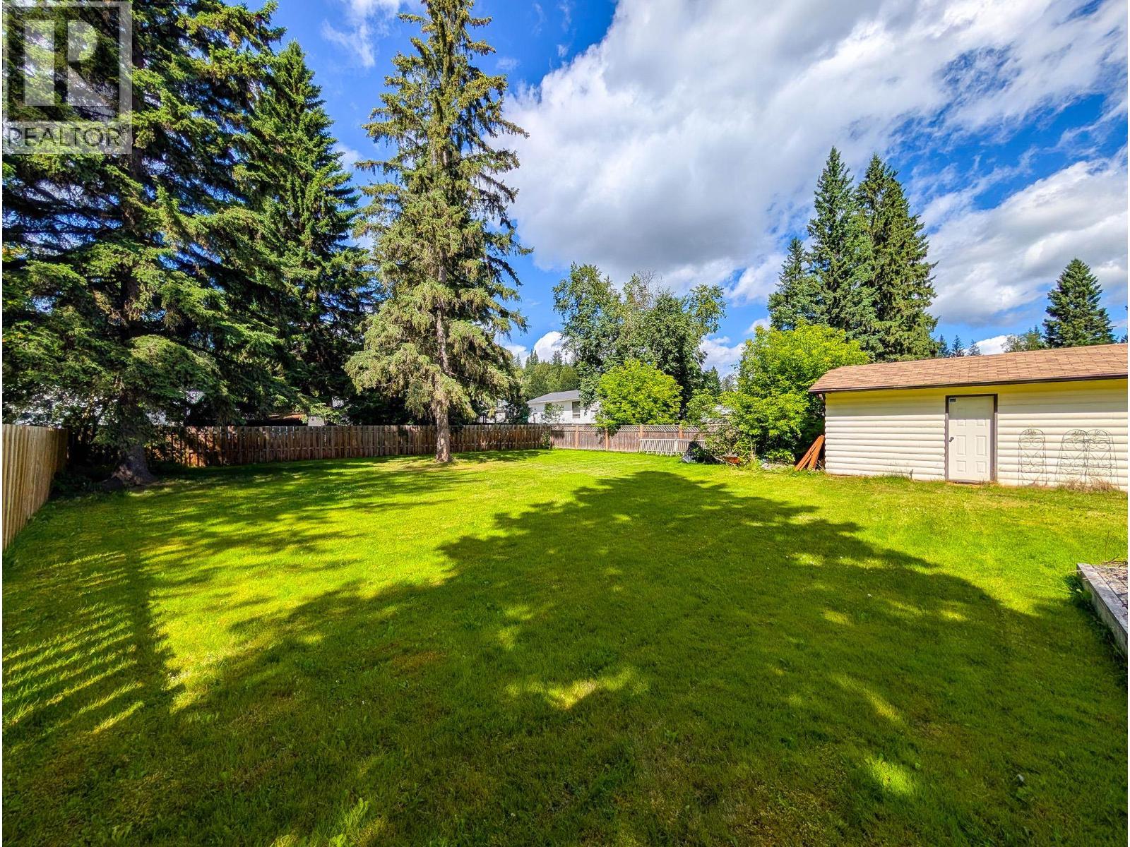 5663 Trent Drive Property Photo 3