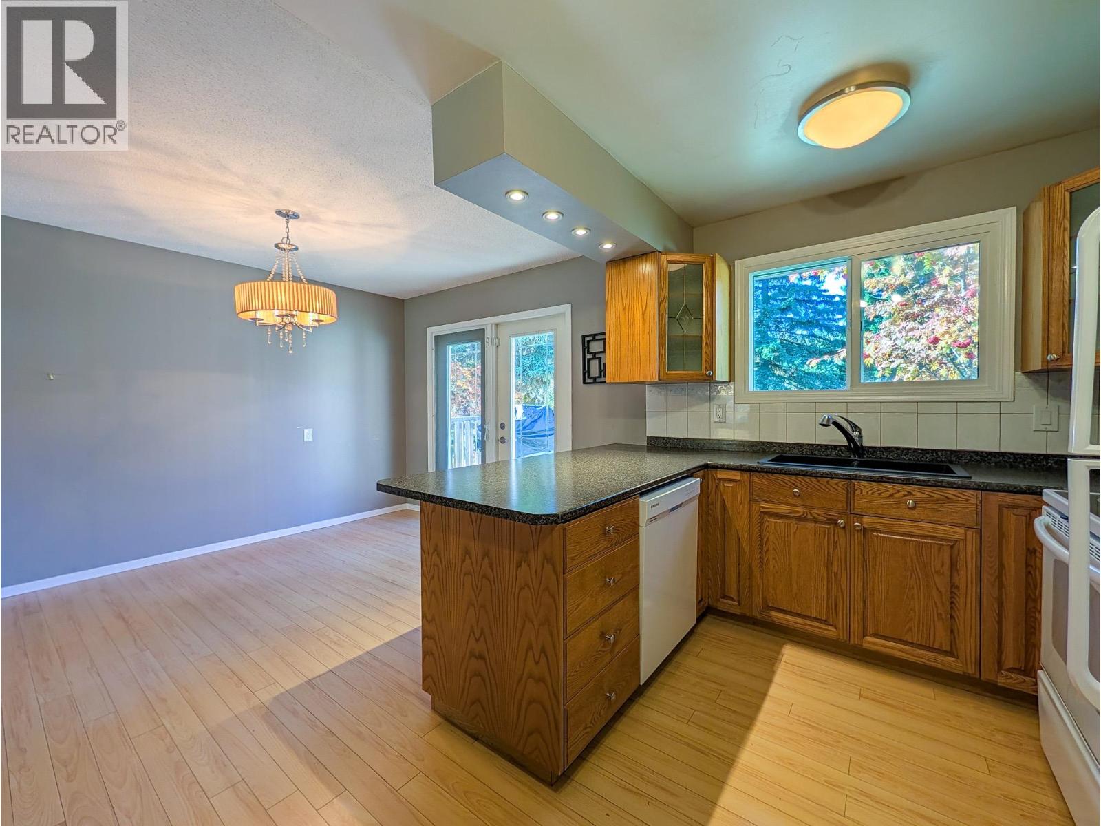 5663 Trent Drive Property Photo 17