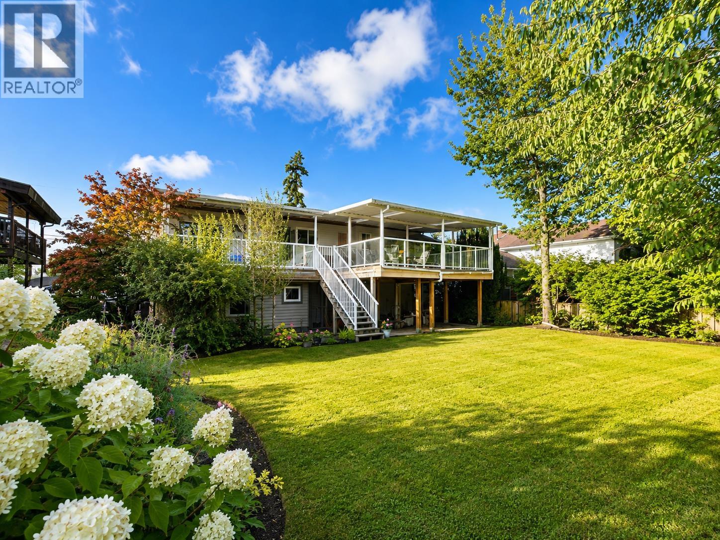 3391 STEVESTON HIGHWAY Property Photo 1