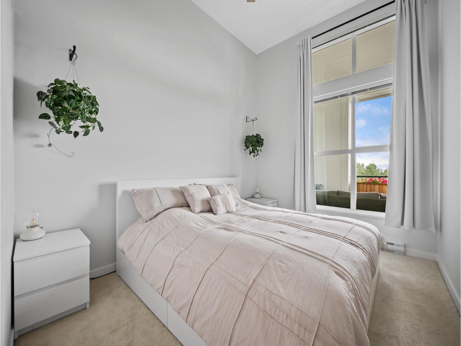 C612 8150 207 Street Property Photo 20