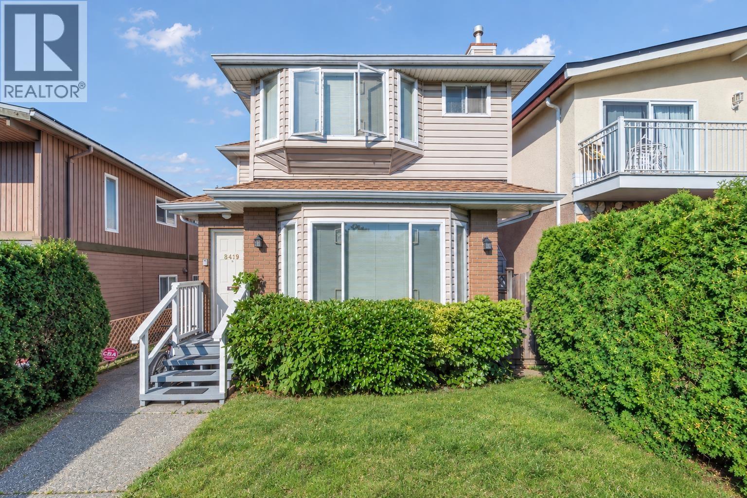 8419 Osler Street Property Photo 1