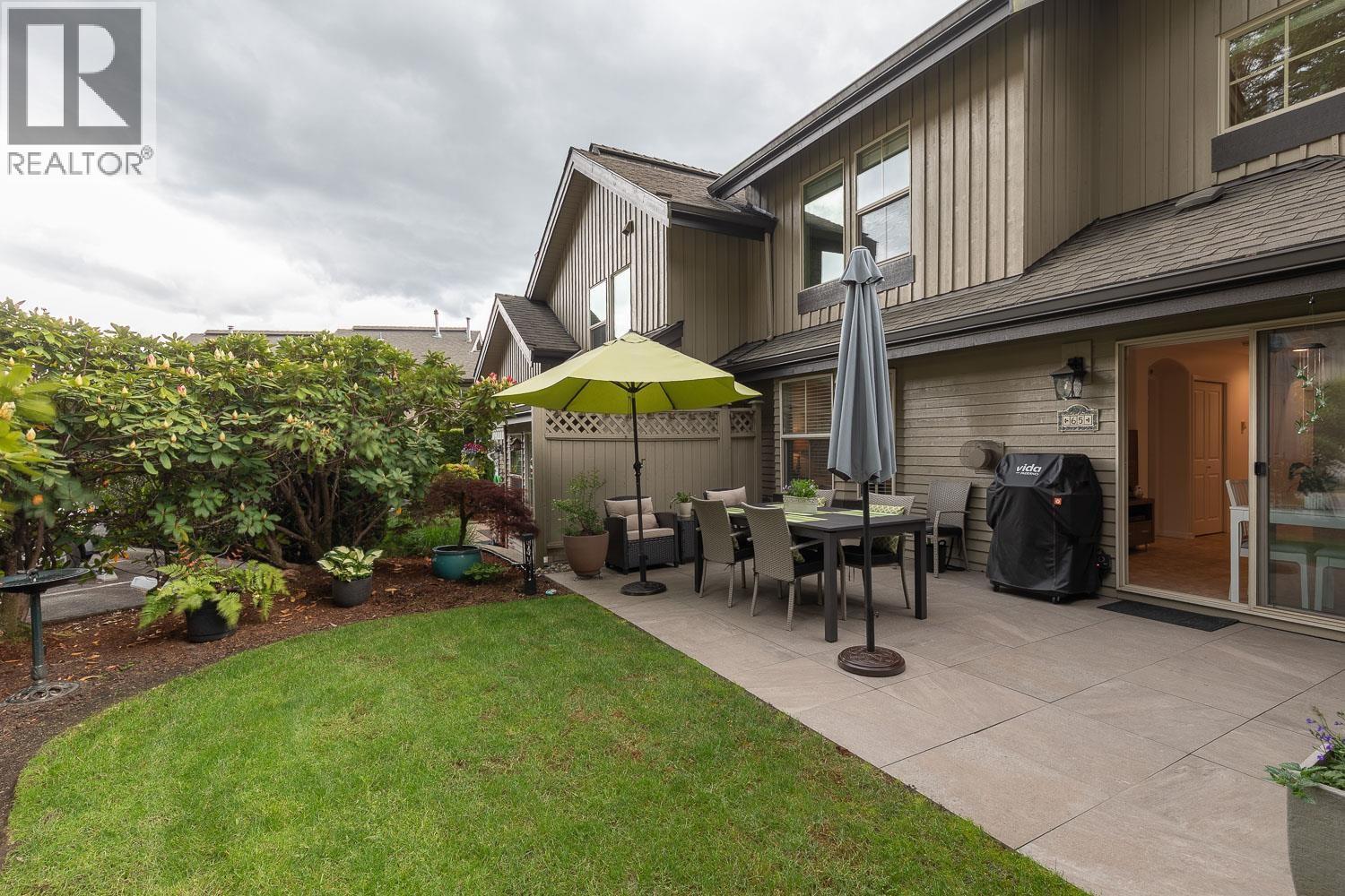 65 1550 Larkhall Crescent Property Photo 1