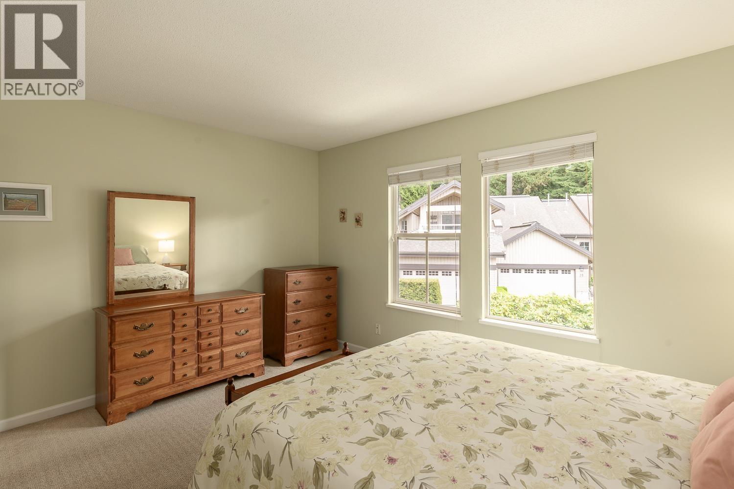 65 1550 Larkhall Crescent Property Photo 31