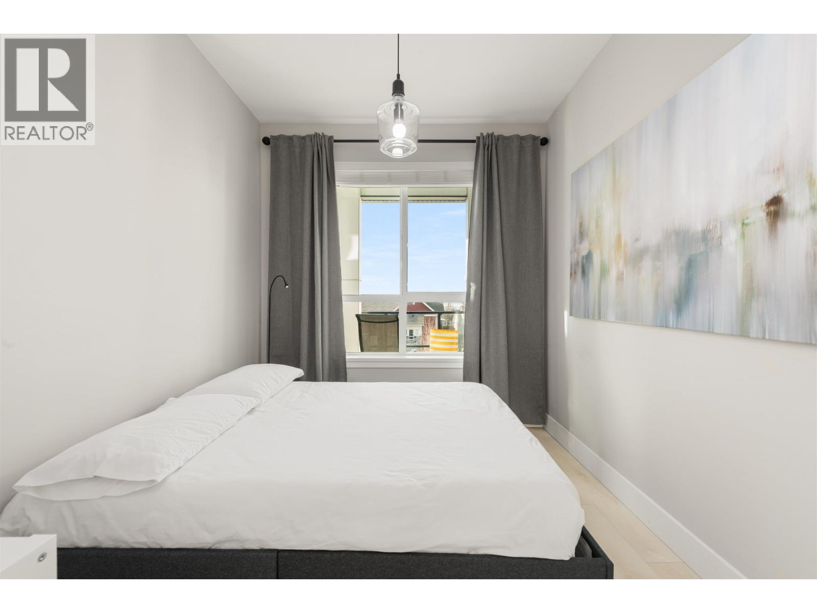 408 4690 Hawk Lane Property Photo 17
