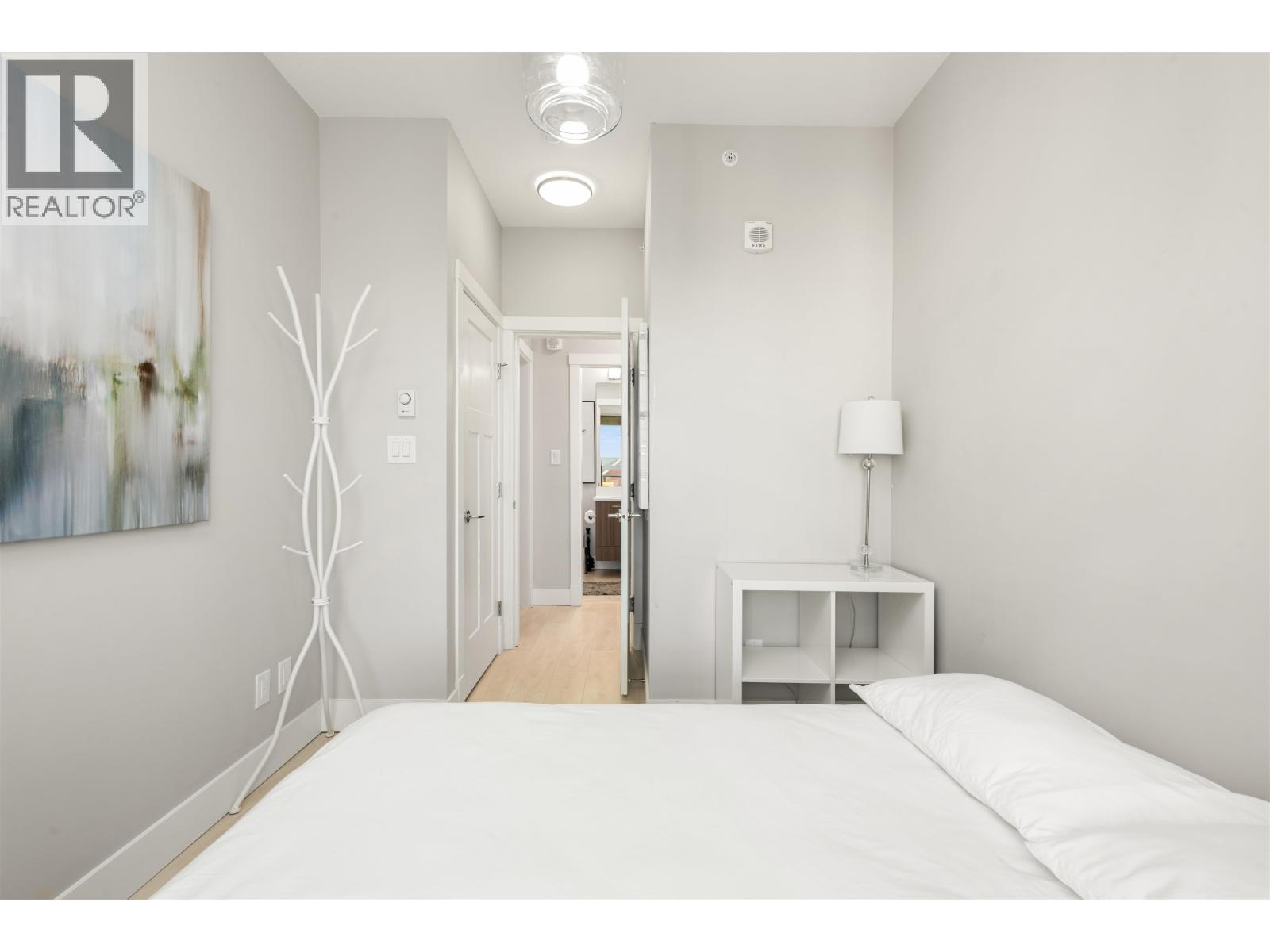 408 4690 Hawk Lane Property Photo 18