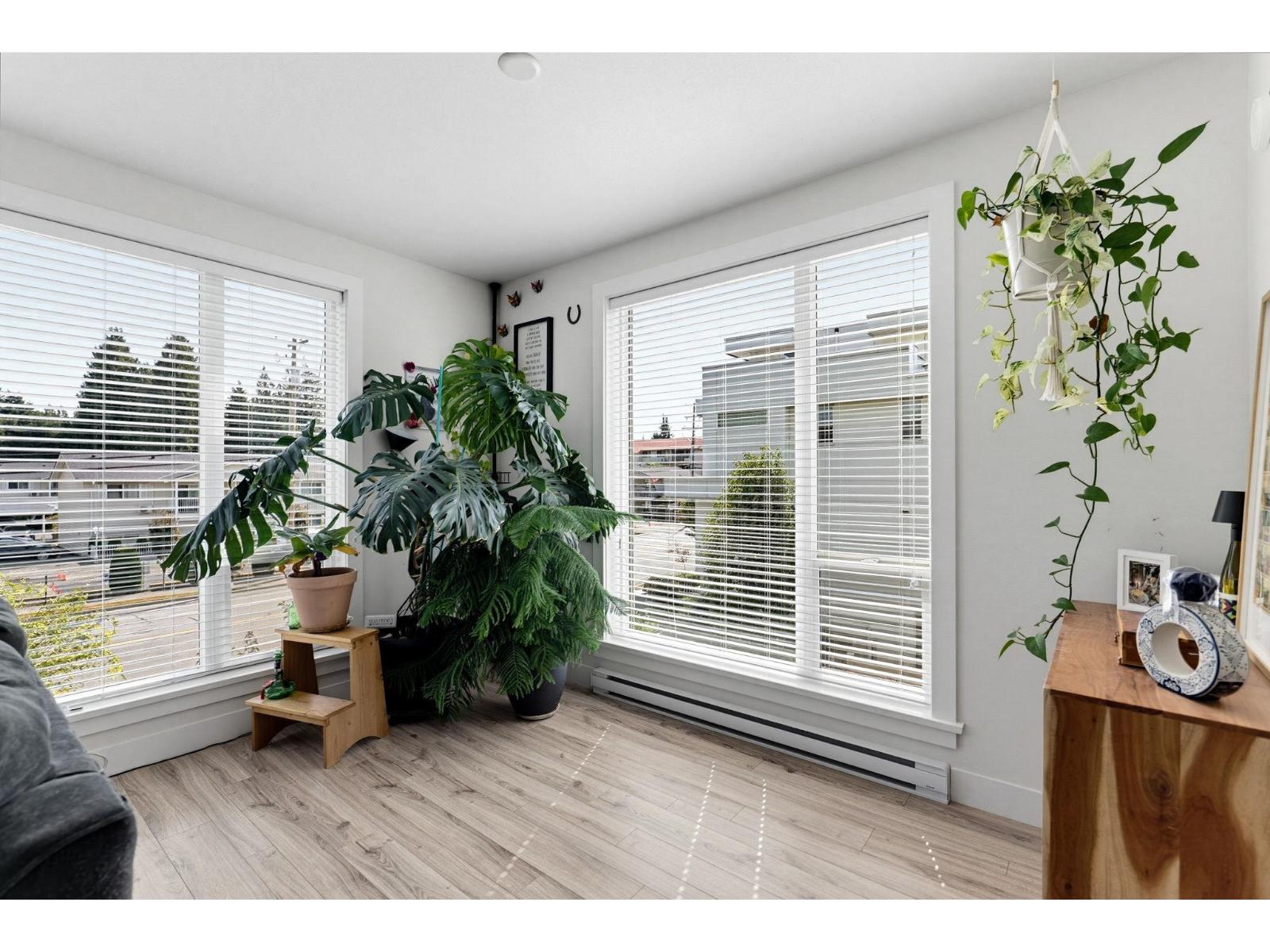 205 2565 Ware Street Property Photo 17