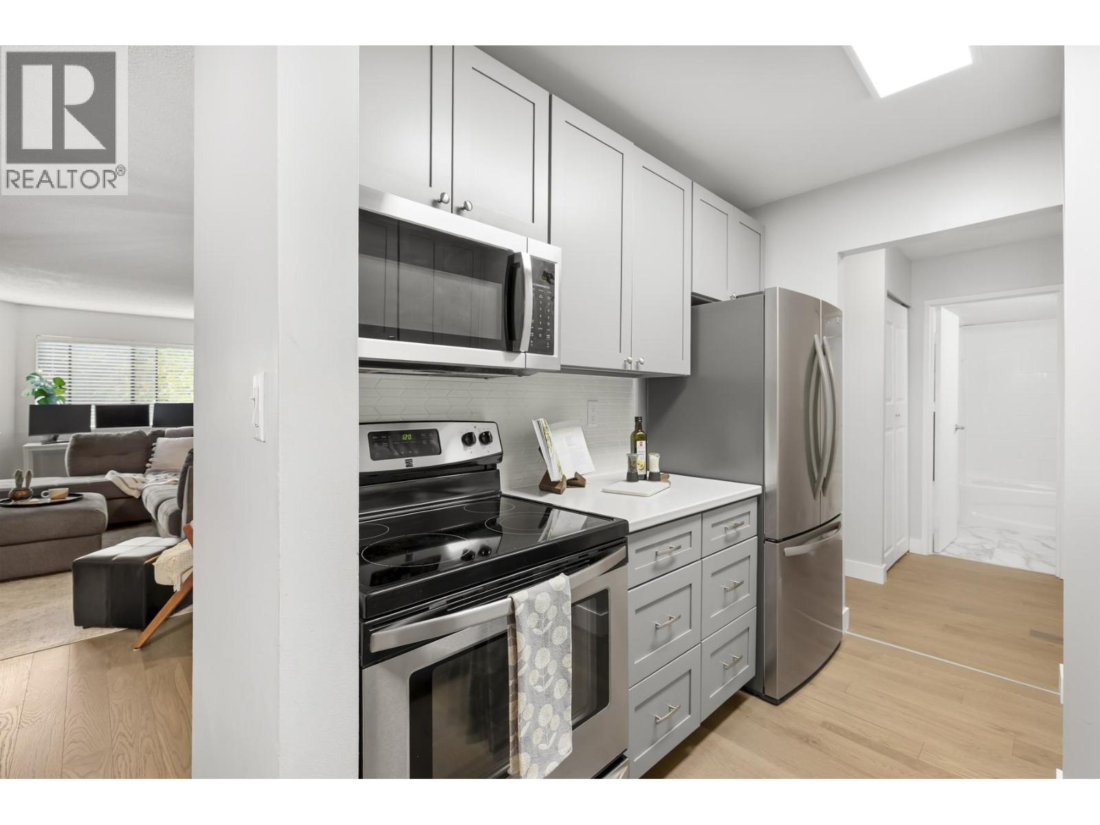 113 9620 Manchester Drive Property Photo 15