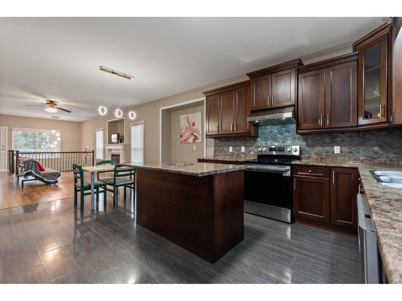 63861 Old Yale Road Property Photo 4
