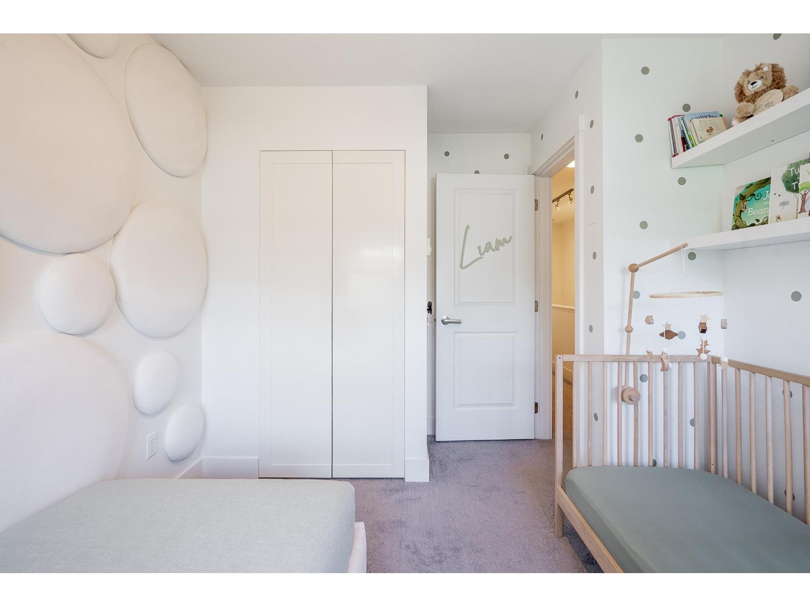 39 3399 151 Street Property Photo 16