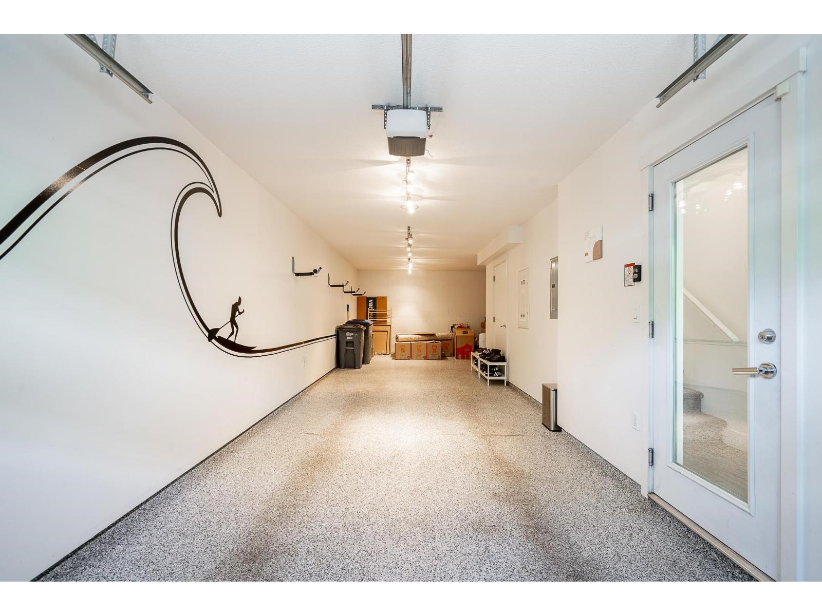 39 3399 151 Street Property Photo 20